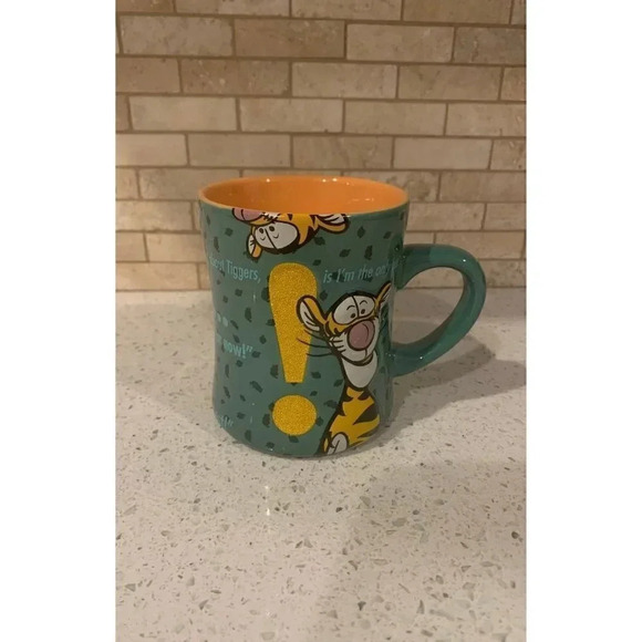 Disney TIGGER Winnie the Pooh Green Embossed & Glitter Coffee Mug Cup TTFN - Picture 1 of 6